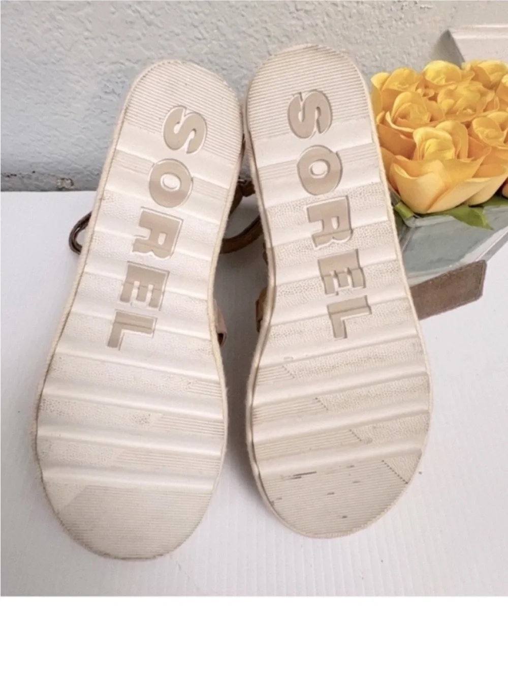 Sorel Cameron Taupe Multi-Strap Espadrille Wedge Sandals Sz 11